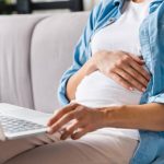 Zwolnienie lekarskie w ciąży – komu przysługuje? Jak wyglądają formalności?