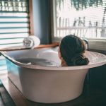 Kąpiele siarkowe – kiedy warto z nich skorzystać?