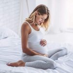 16. tydzień ciąży – co czuje matka i dziecko? Który to miesiąc ciąży?